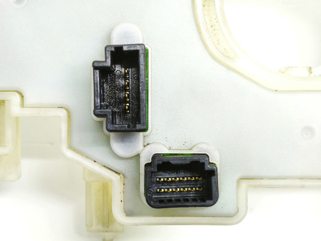 Переключатель подрулевой 681720005R RENAULT