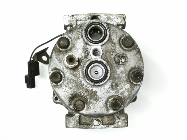 RENAULT 8200040681 Компрессор кондиционера в наличии Львов