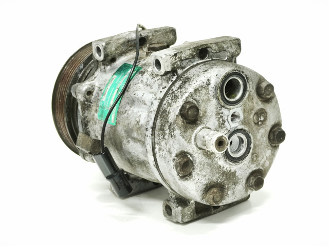 8200040681 RENAULT Компрессор кондиционера купить в Киев