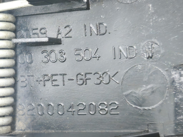 Ручка двери задней наружная правая 8200042082 RENAULT