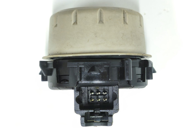 Переключатель управления люком 8200119893 RENAULT