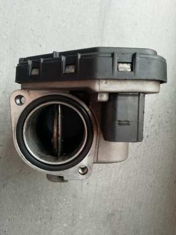 Дроссельная заслонка 8200302798 RENAULT