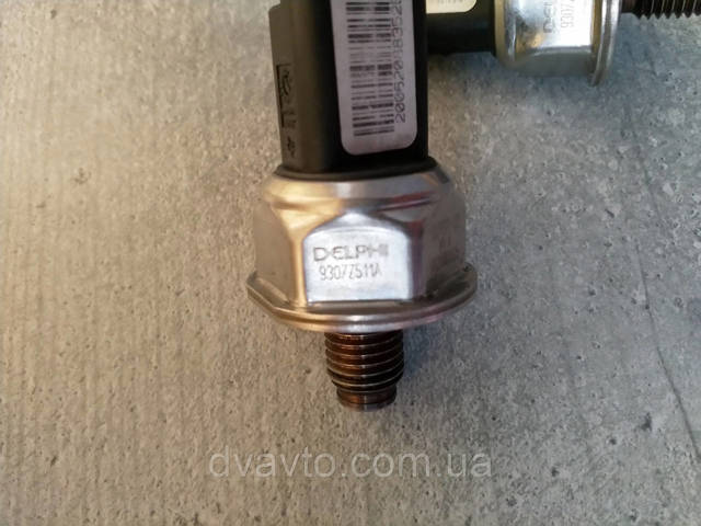 RENAULT 8200584034 Распределитель топлива (рампа) в наличии Днепр