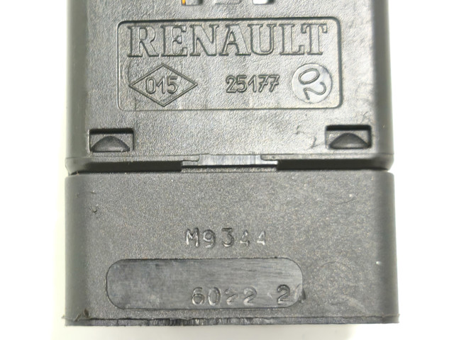 Аварийная кнопка 8200602232 RENAULT