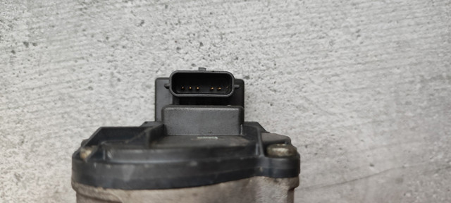 RENAULT 8200796674 Клапан EGR рециркуляции газов в наличии Украина