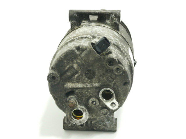 Компрессор кондиционера 8200885261 RENAULT