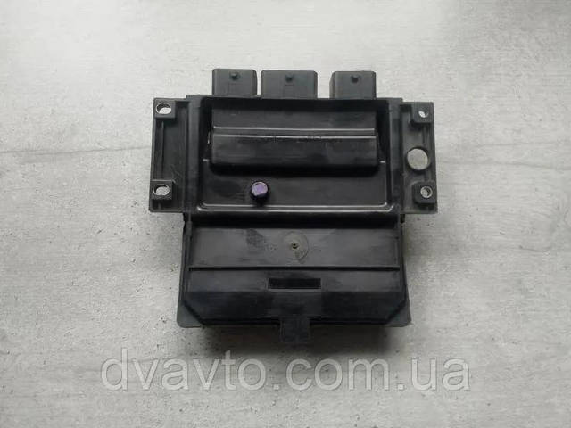 Модуль управления двигателем 8200911560 RENAULT