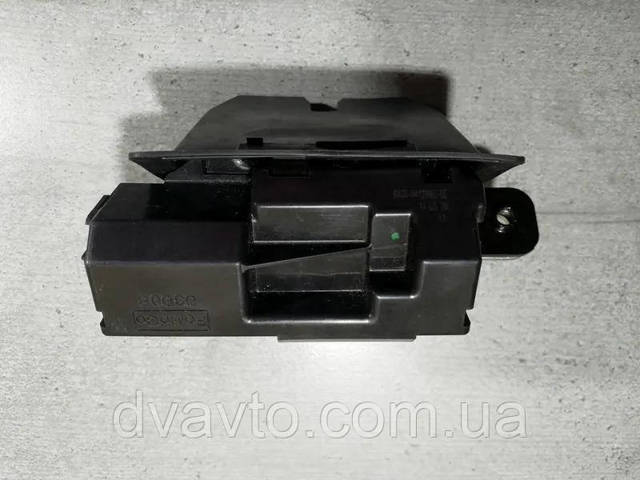 FORD 8A61A442A66BE Замок крышки багажника (двери 3/5-й задней) в наличии Ровно