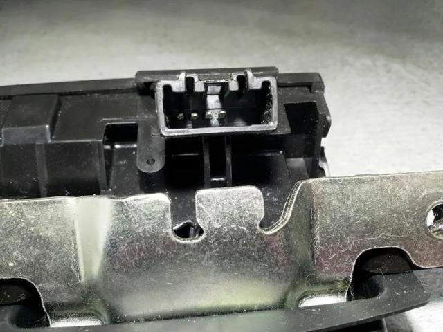 8A61A442A66BE Замок крышки багажника (двери 3/5-й задней) купить Украина