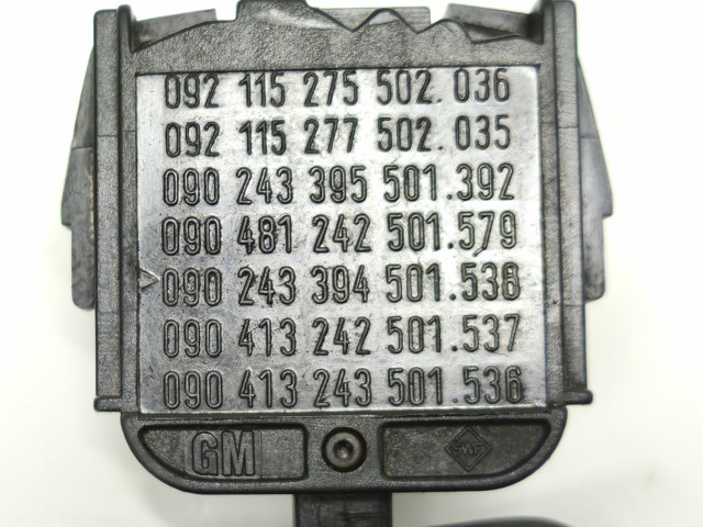 Подрулевой правый переключатель  90413243 GM