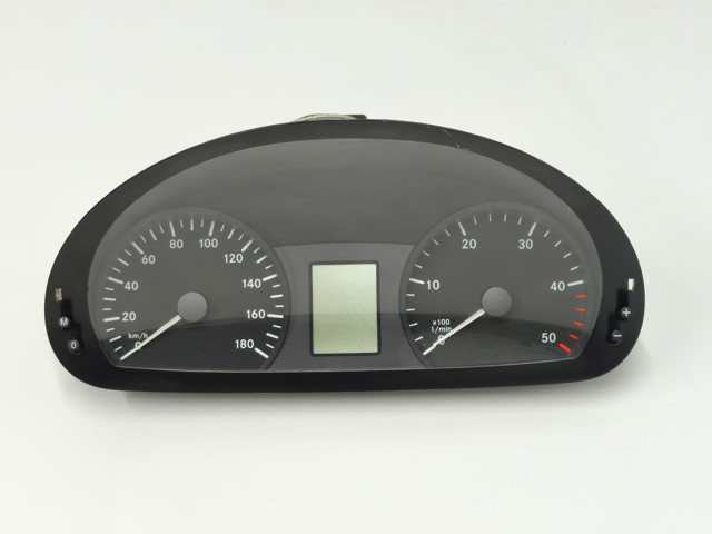 Приборная доска 9064468221 MERCEDES
