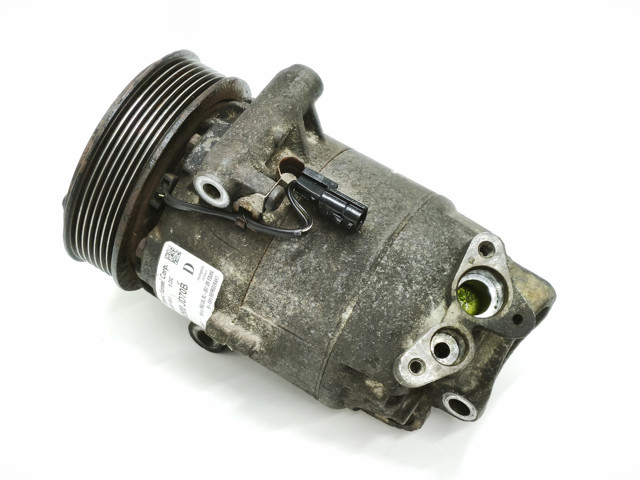 Компрессор кондиционера 92600JD70B NISSAN