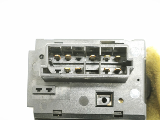 96331043ZL PEUGEOT Правый подрулевой переключатель купить в Ужгород