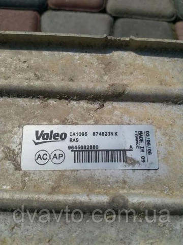 9645682880 PEUGEOT Радиатор интеркуллера купить в Украина