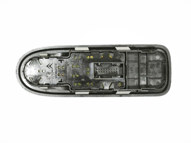 PEUGEOT 96565186XT в наличии Киев