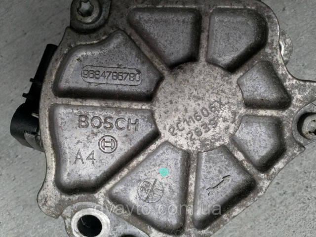 PEUGEOT 9684786780 Вакуумный насос в наличии Черновцы