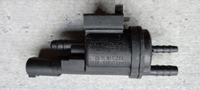 Клапан электропневматический A0025401497 MERCEDES
