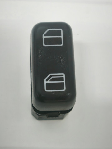 MERCEDES 0045450207 Кнопка стеклоподъемника передняя в наличии Черкассы