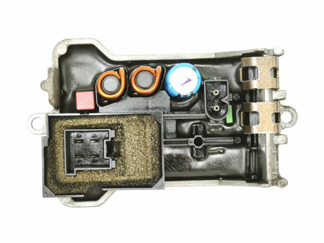 A2308210251 MERCEDES Резистор печки купить в Хмельницкий