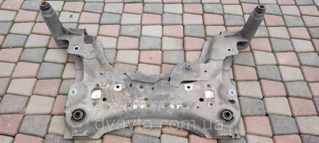 B03079700 RENAULT Балка передней подвески (подрамник) купить в Житомир