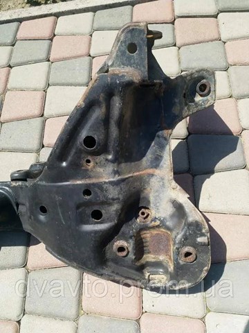 Подрамник передней подвески MR102411 MITSUBISHI