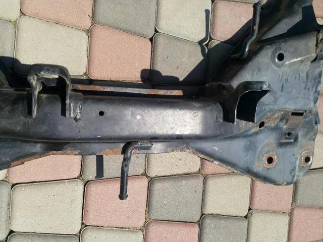 MITSUBISHI MR102411 Балка передней подвески (подрамник) в наличии Житомир