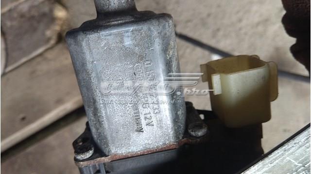 Мотор стеклоподъемника двери передней, правой 0130822733 FORD