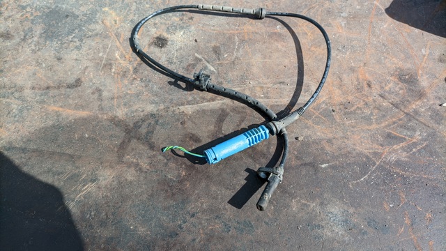 Датчик АБС (ABS) задний 0265007623 BMW