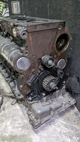 04L100033D VAG Двигатель купить в Ужгород
