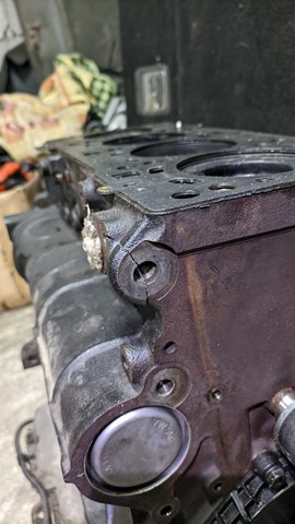 VAG 04L100033D Двигатель в наличии Киев
