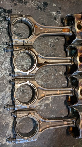 Шатун поршня двигателя 06H198401A VAG