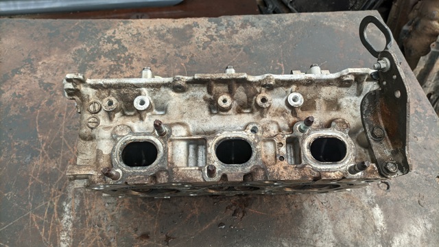 110402Y000 NISSAN Головка блока цилиндров (ГБЦ) купить в Чернигов