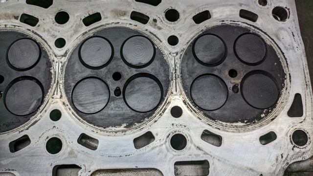 1110129575 TOYOTA ГБЦ купить в Павлоград