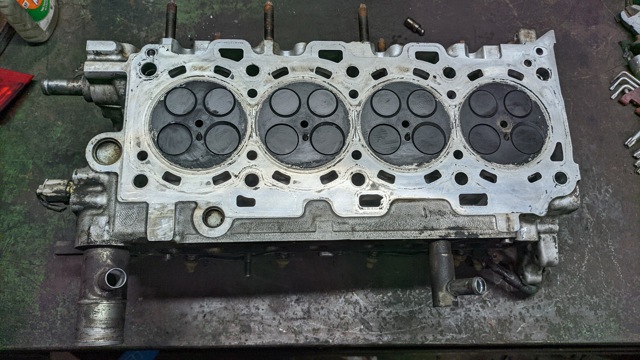 Головка 1110129575 TOYOTA