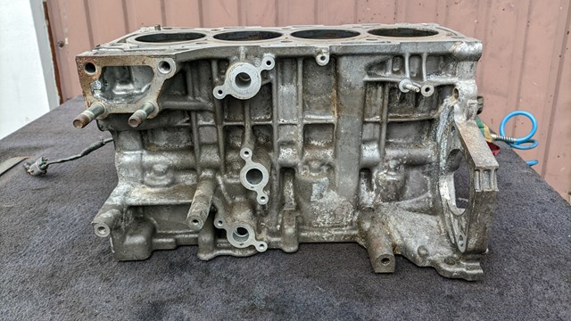 Блок цилиндров двигателя 1141029416 TOYOTA