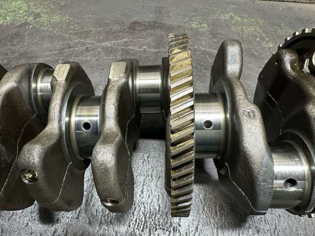 134010R020 TOYOTA Коленвал двигателя купить в Тернополь