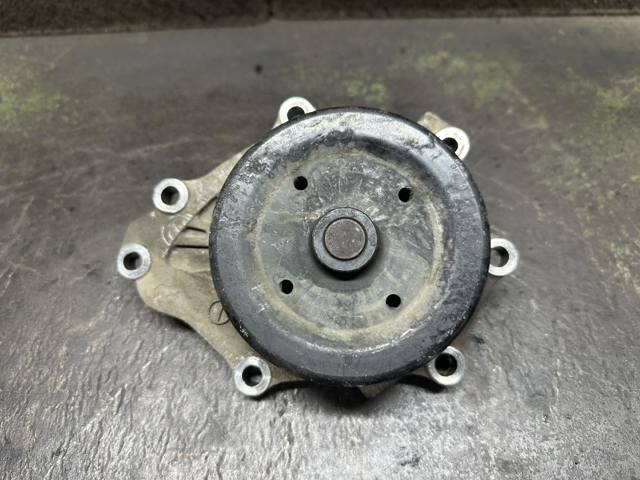 TOYOTA 1610029496 Помпа водяная (насос) охлаждения в наличии Черкассы