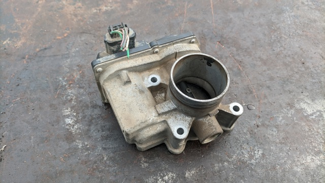 Блок дроссельной заслонки 161206381R RENAULT