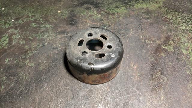 Шкив водяного насоса 210511KT0A NISSAN