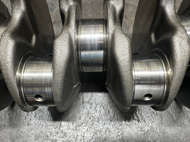 231104A000 HYUNDAI Коленвал двигателя купить в Николаев