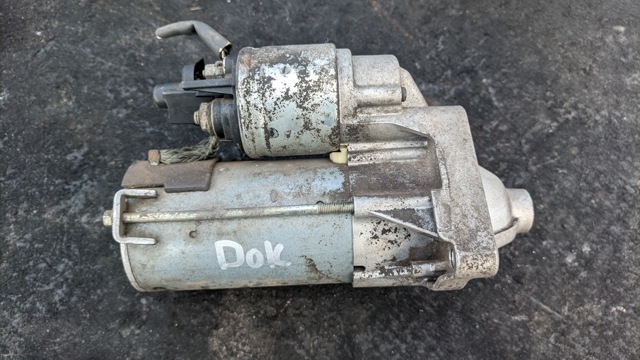 Стартер двигателя 233003329R RENAULT