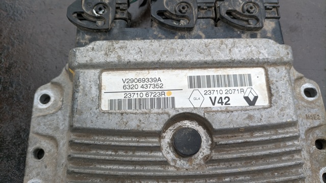 RENAULT 237102071R Блок управления двигателем в наличии Хмельницкий