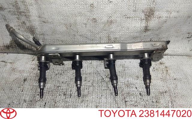 Распределитель топлива (рампа) 2381447020 TOYOTA