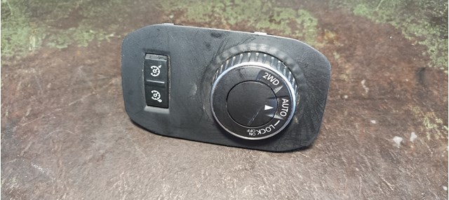 Кнопка включения полного привода 255354623R RENAULT
