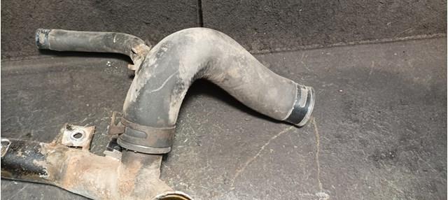 Патрубок термостата 2563027000 HYUNDAI