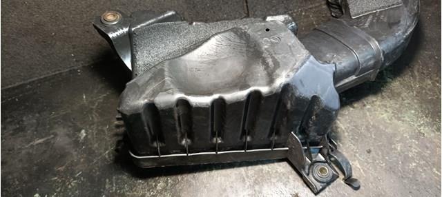Корпус воздушного фильтра, нижняя часть 281122E200 HYUNDAI