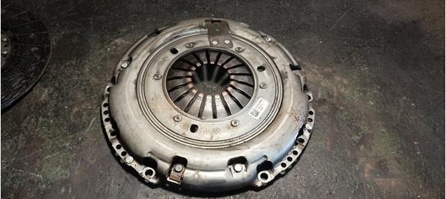 Сцепление и комплектующие 302052965R RENAULT