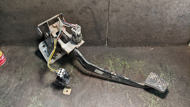 Ппривод тормозного крана 328003E300 HYUNDAI