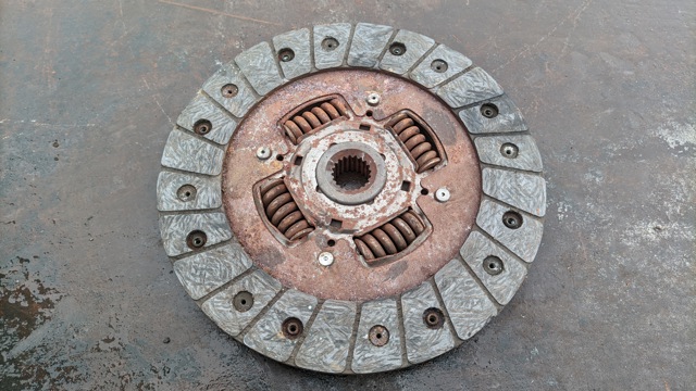 HYUNDAI 4110023136 Диск сцепления в наличии Черкассы