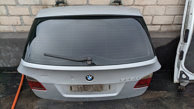 Пятая дверь BMW 5